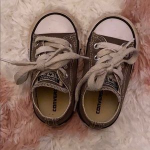Size 4 converse